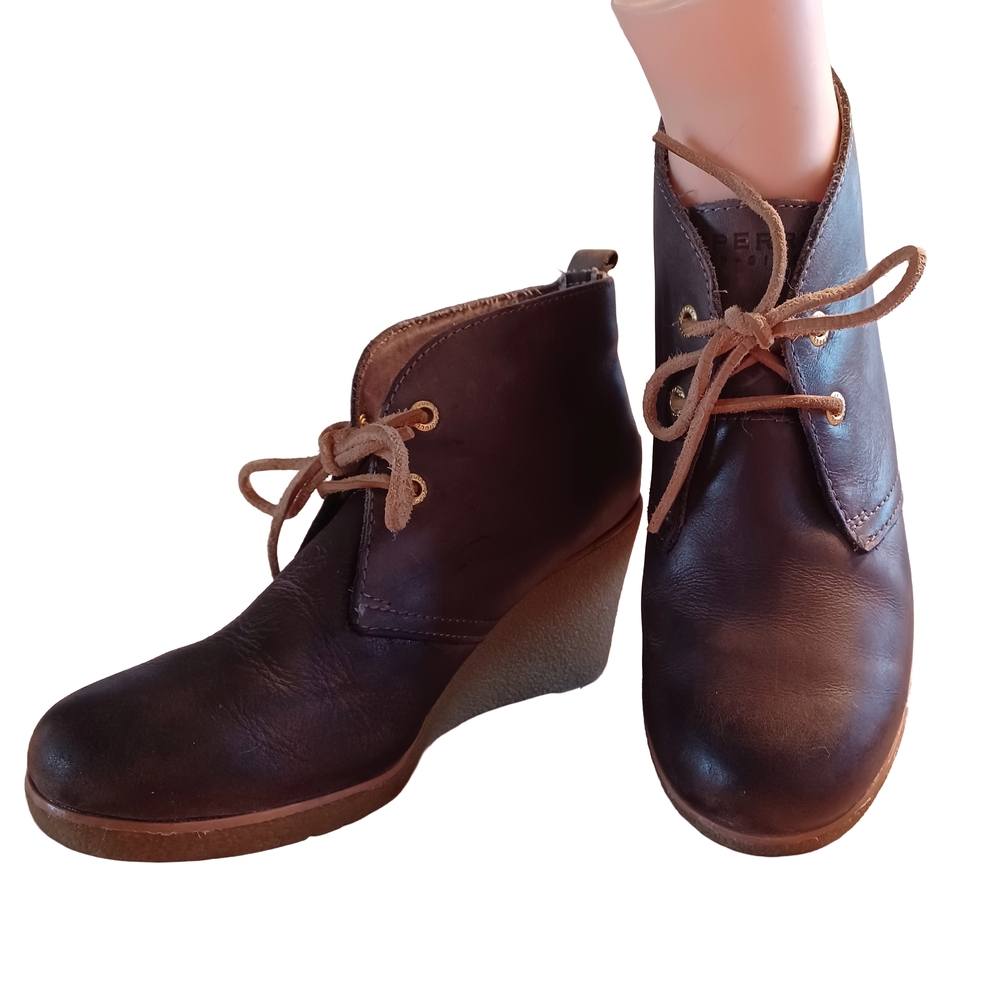 SPERRY TOPSIDER " HARLOW"  BURNISHED LEATHER WEDGE BOOTIES SIZE 8